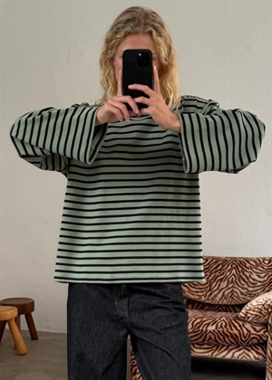 Alberte stripe bluse Salvie/Black Boii Studios 